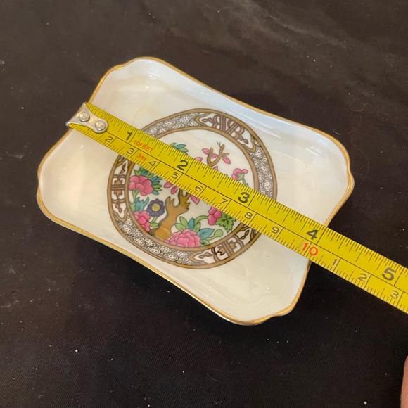 Set Of Two (2) “Indian Tree” Coalport w/ Gold Trim Pin Dishes - Picture 10 of 10